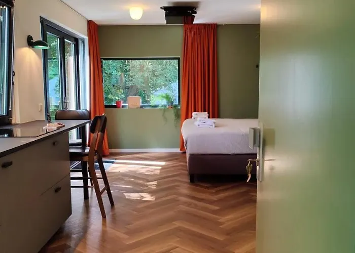 Kwadijkerbos Bed & Breakfast Kwadijk